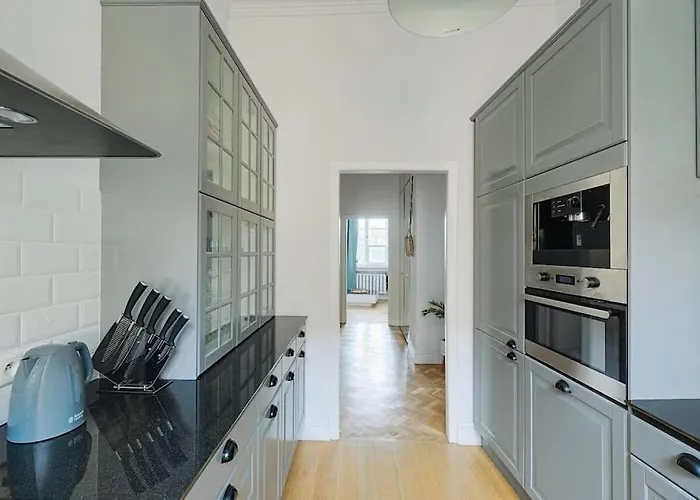 Place*unique Royal Route View*4 Bedrooms*6beds Apartment